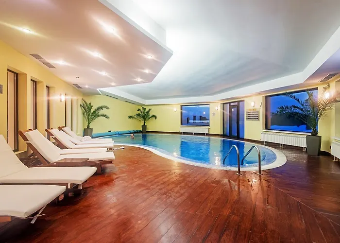 מלון Bellevue פמפורובו