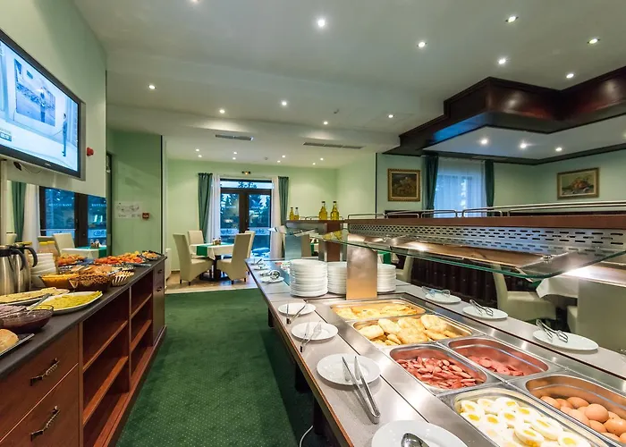 מלון Bellevue פמפורובו